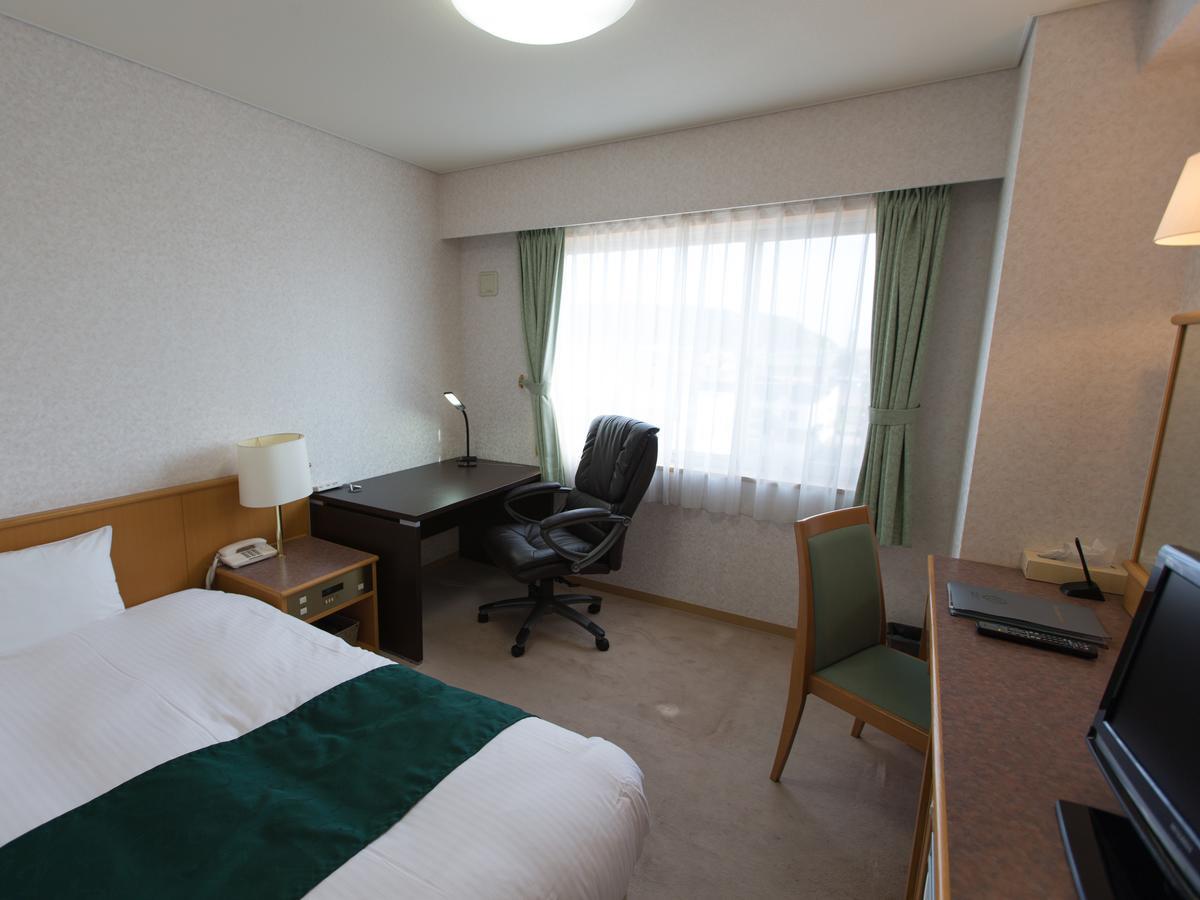 Hotel Laurel Shinhidaka Ngoại thất bức ảnh